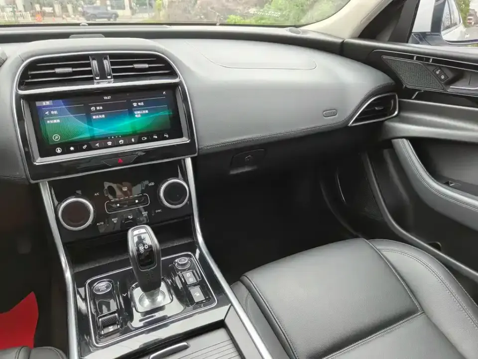 Jaguar XEL