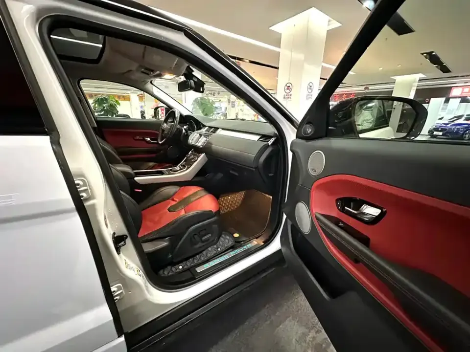 Land Rover Evoque (Import)