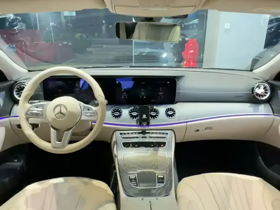 Mercedes-Benz CLS