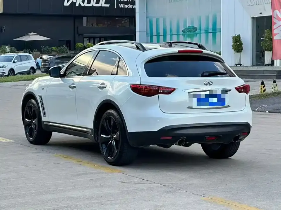 Infiniti FX