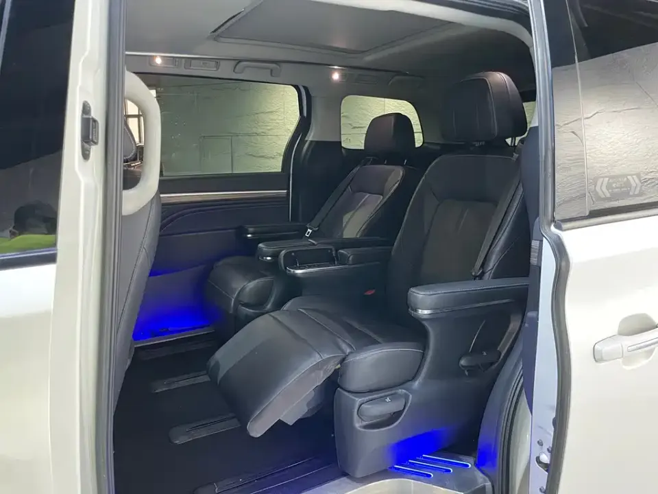 GAC Trumpchi M8