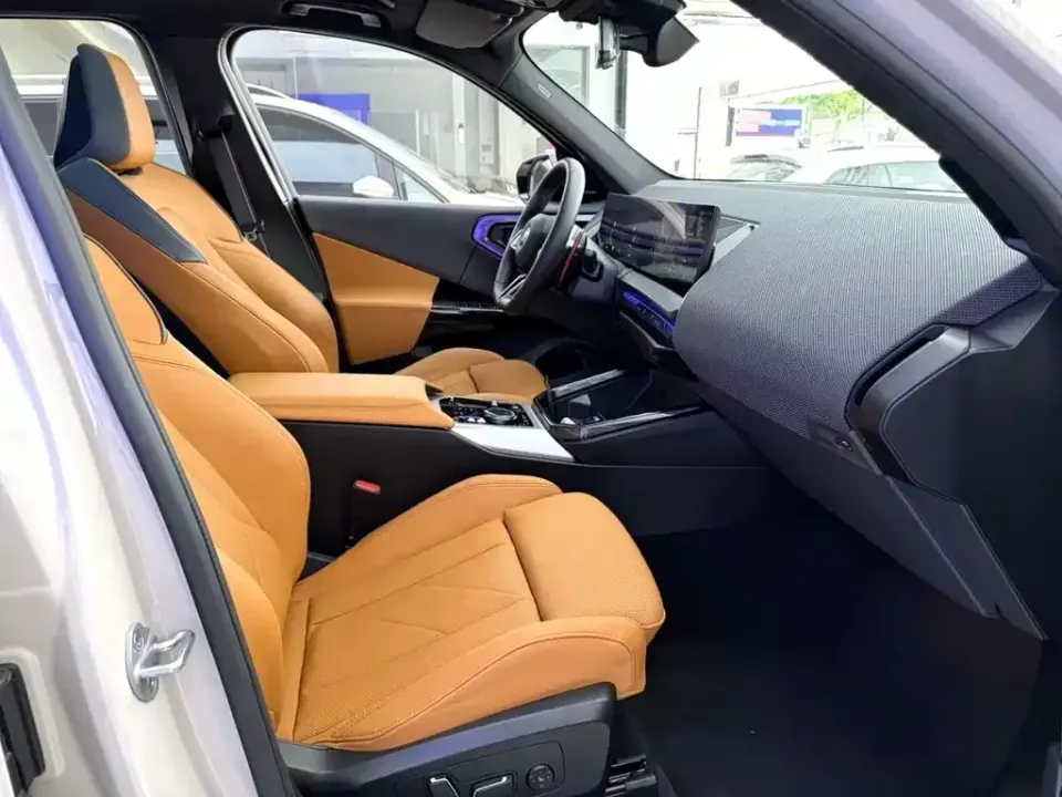 BMW X3 M50