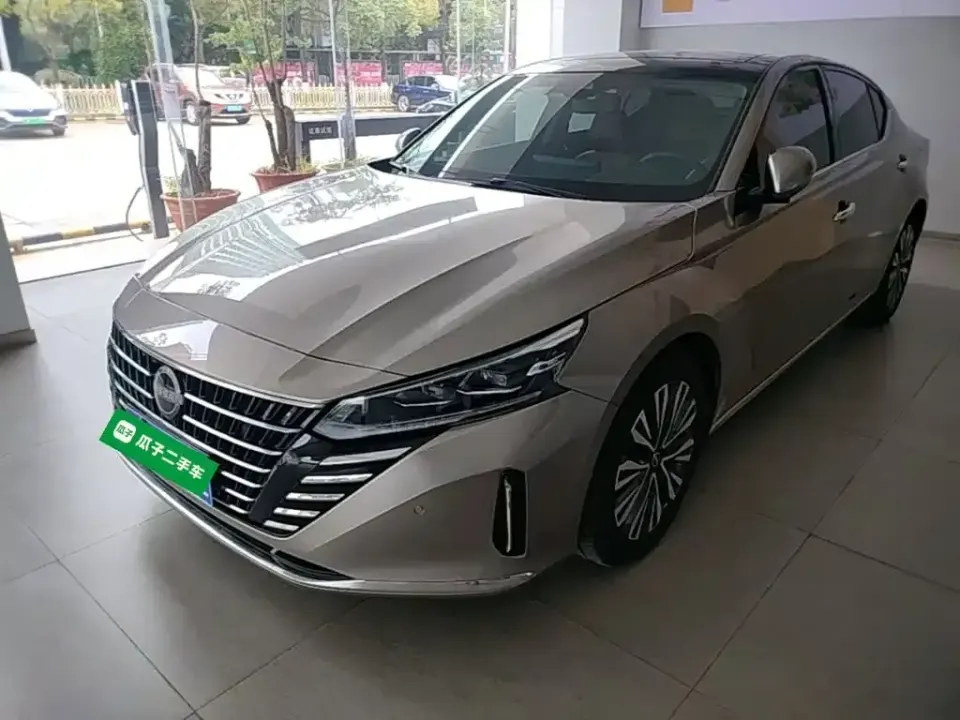 Nissan Teana