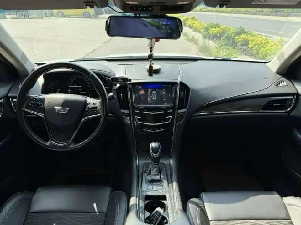 Cadillac ATS-L