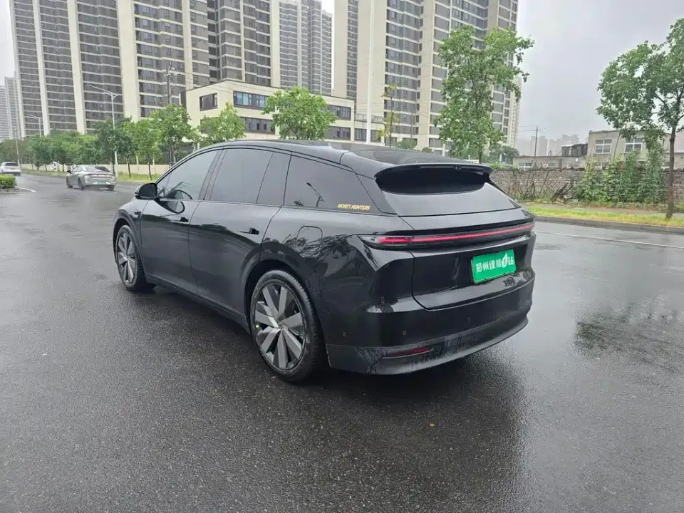 Li Li i6