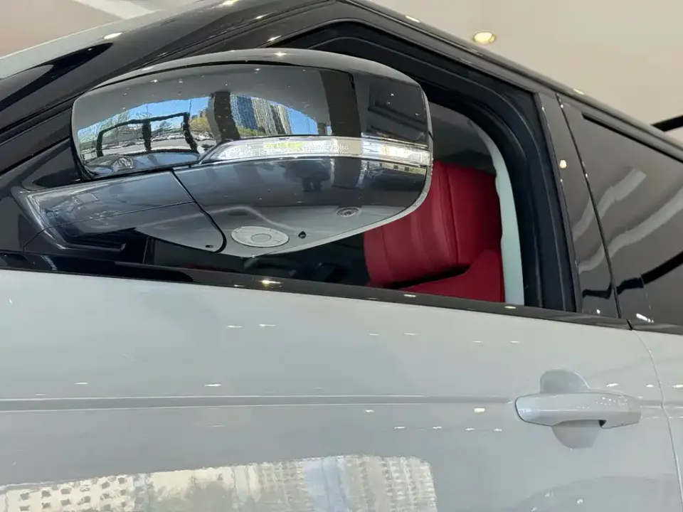 Land Rover Sport