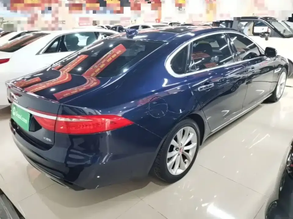 Jaguar XFL