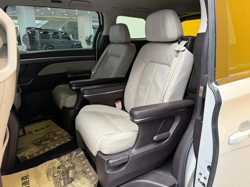 GAC Trumpchi M8