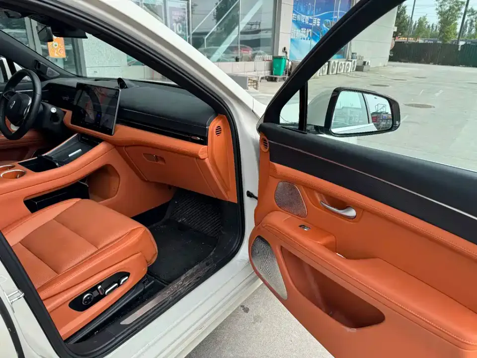 AITO AITO M5