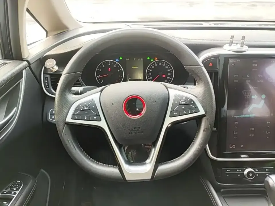 BYD MAX