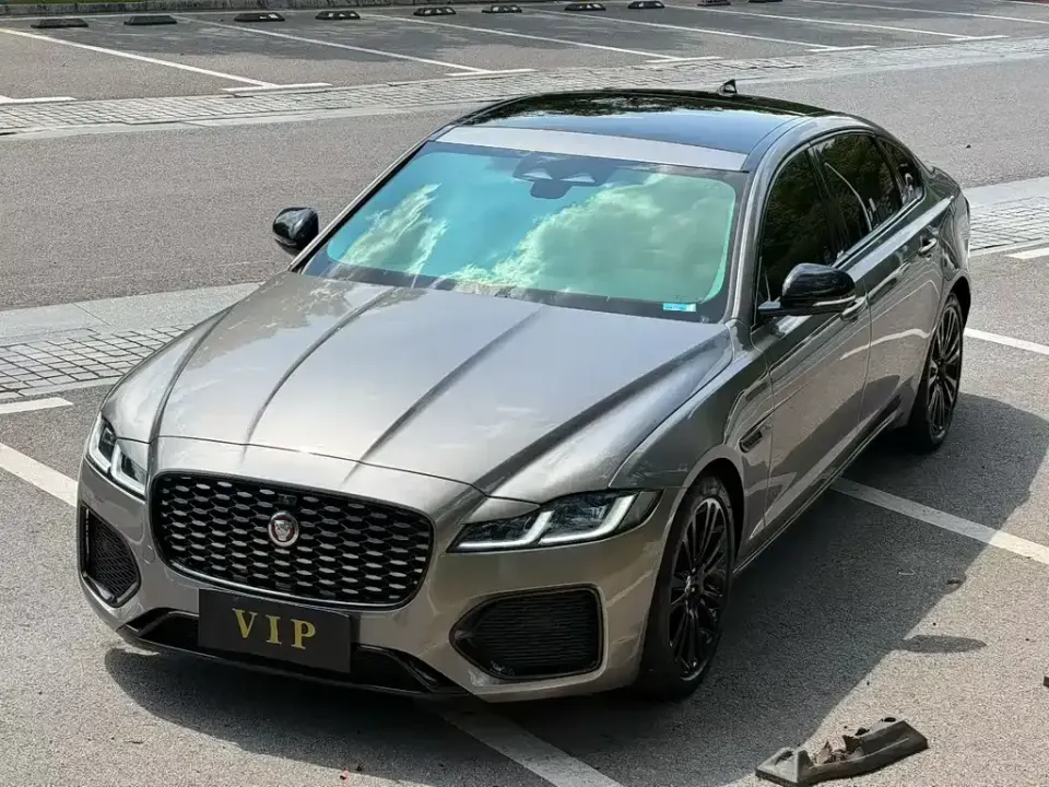 Jaguar XFL