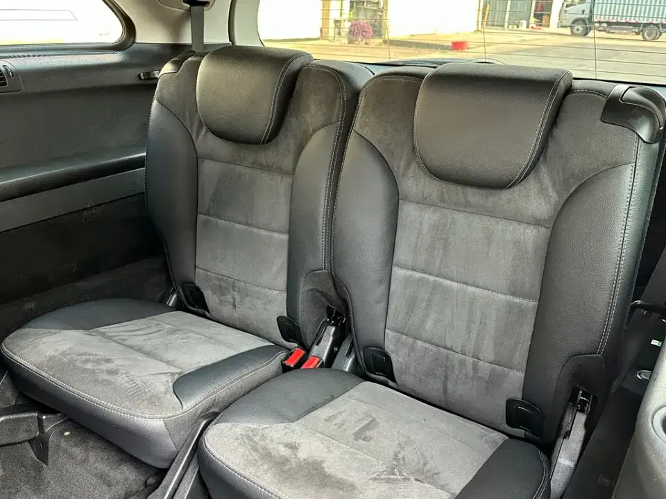 Mercedes-Benz R-Class