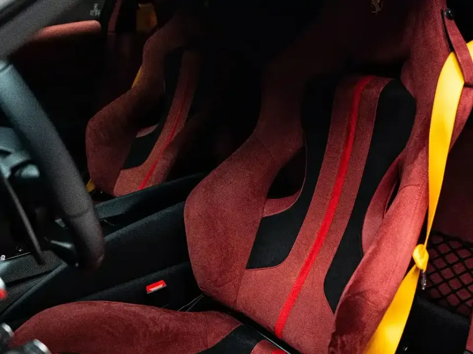 Ferrari 812
