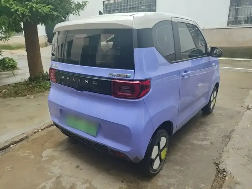 Wuling MINIEV