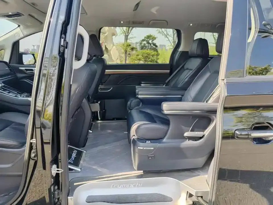 GAC Trumpchi M8