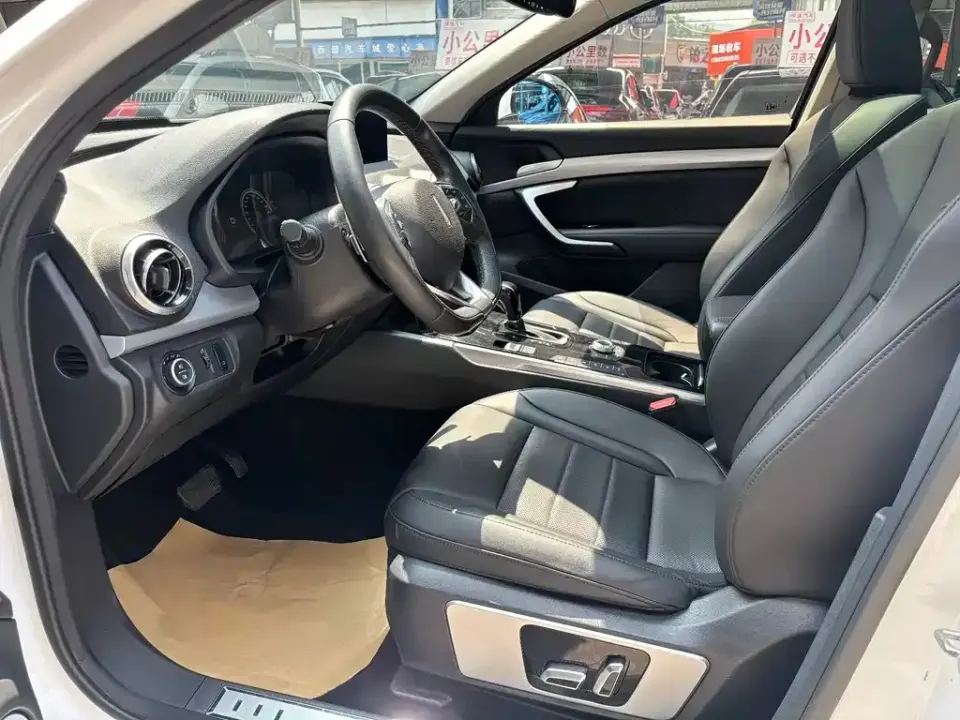 WEY Wey VV7
