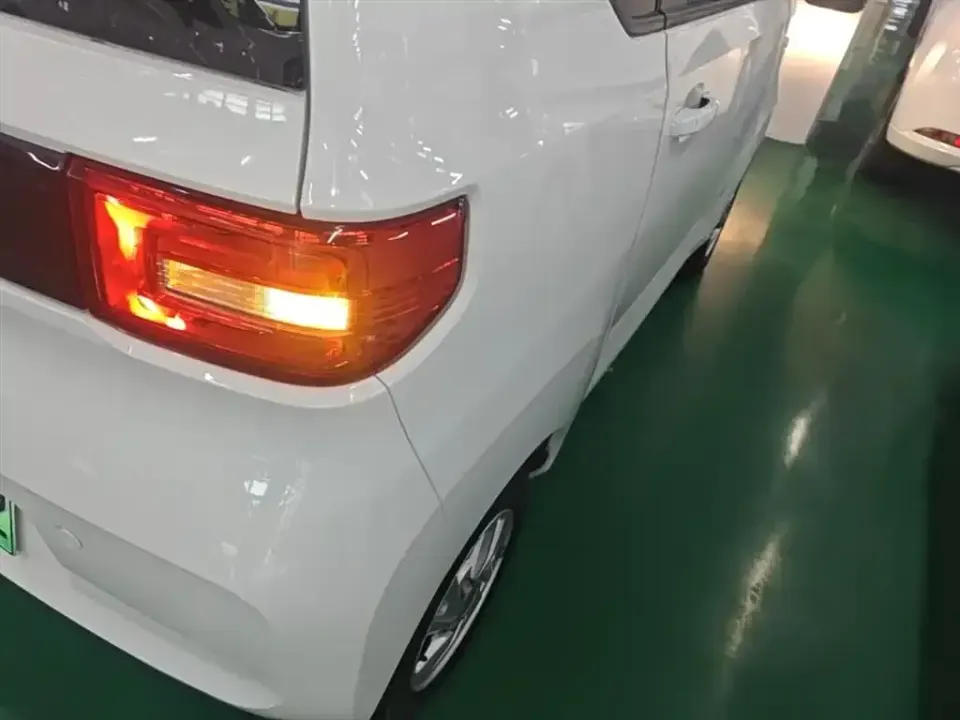 Wuling MINIEV