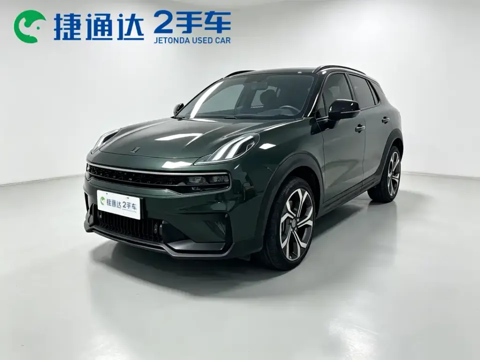 Lynk & Co 06 EM-P