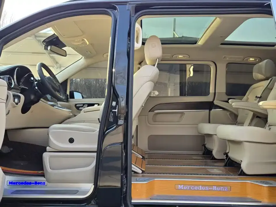 Mercedes-Benz V-Class