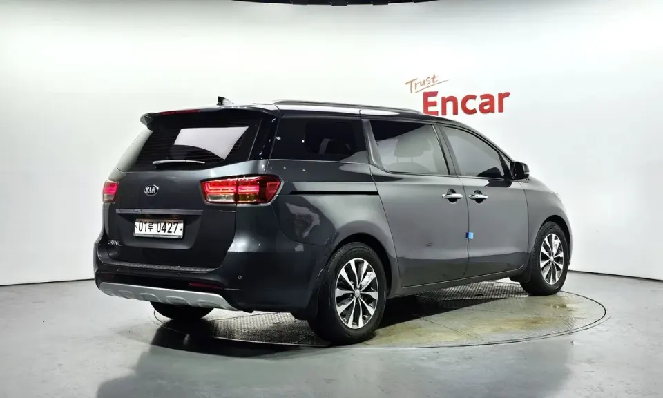 Kia Canival
