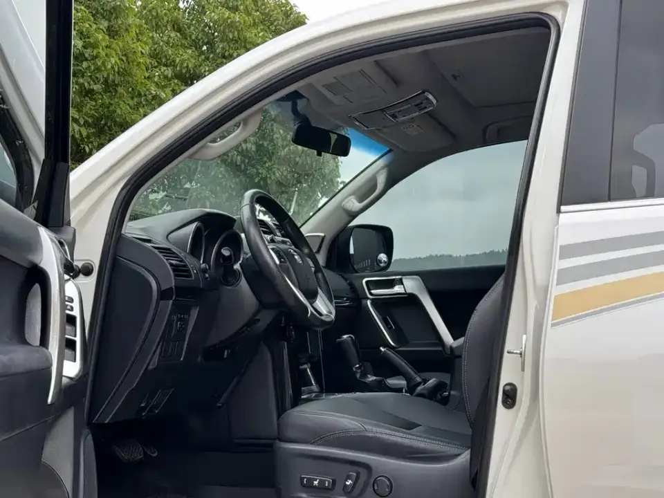 Toyota Prado (Import)
