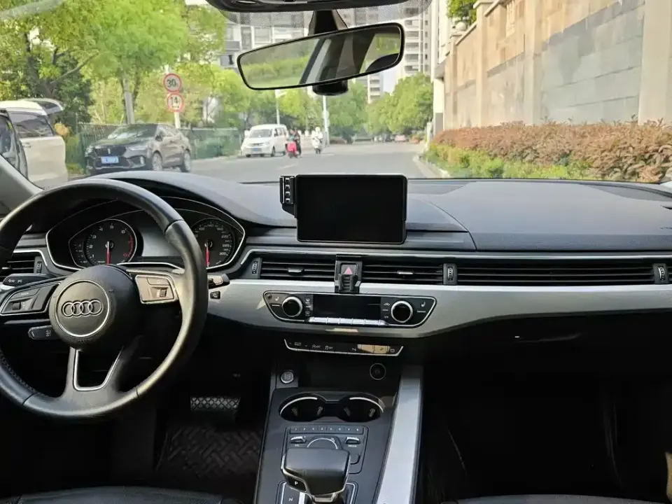 Audi A5 (Import)
