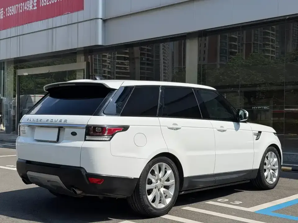 Land Rover Sport
