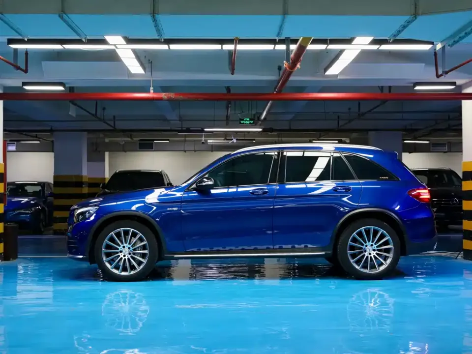 Mercedes-Benz GLC AMG