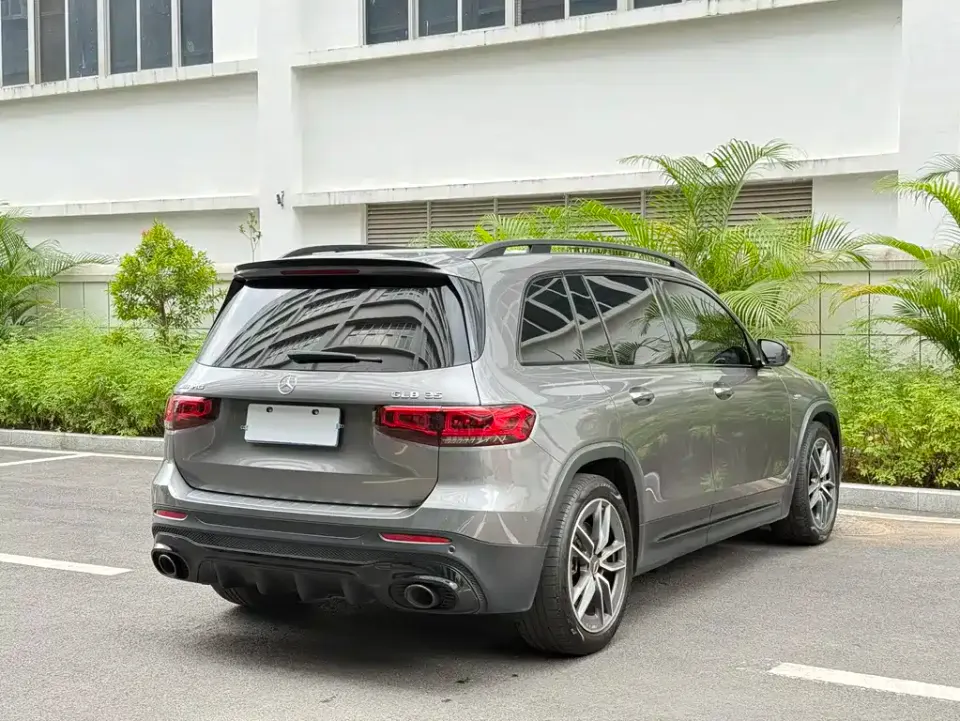 Mercedes-Benz GLB AMG