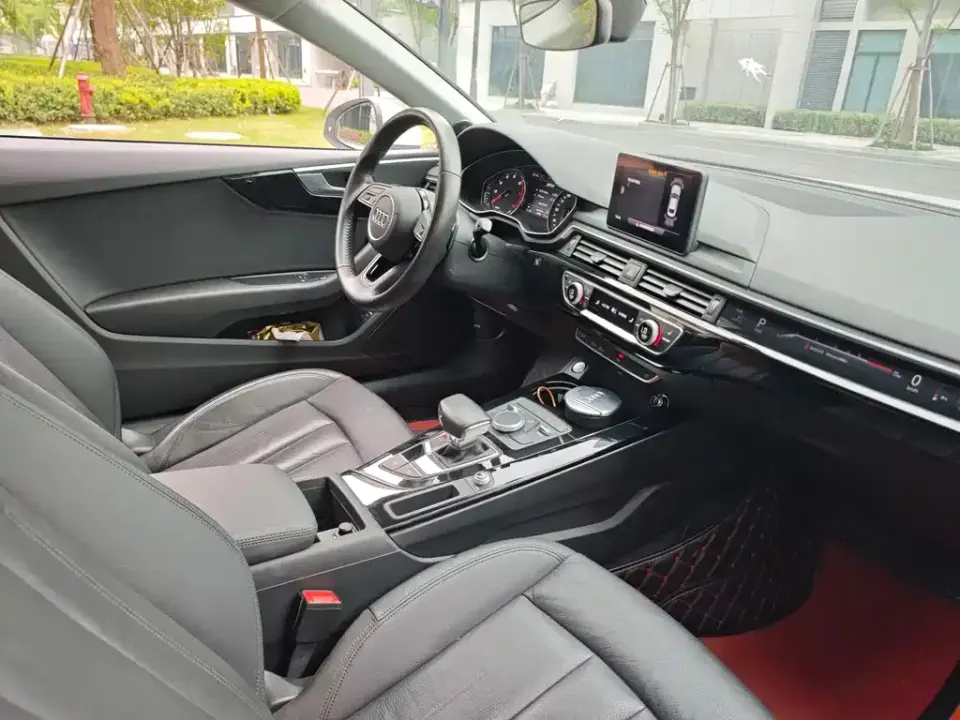 Audi A5 (Import)