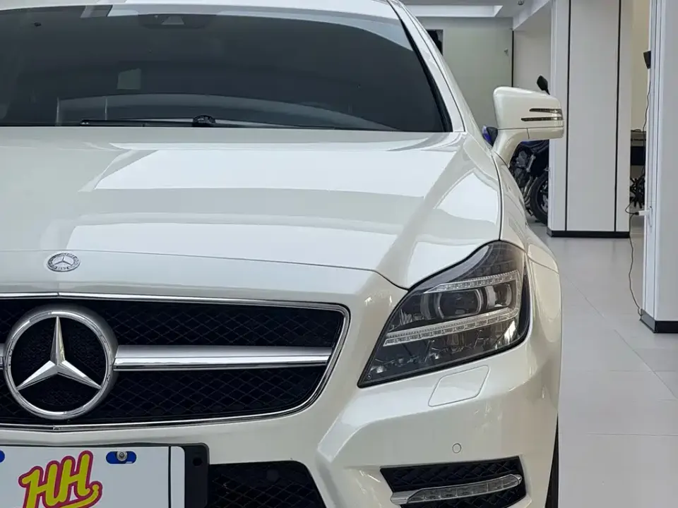 Mercedes-Benz CLS