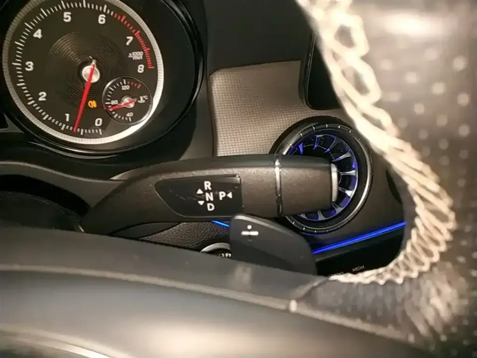 Mercedes-Benz CLA (Import)