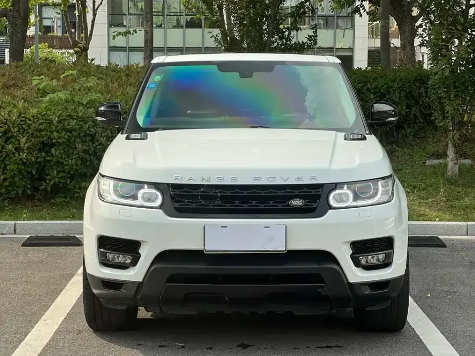Land Rover Sport
