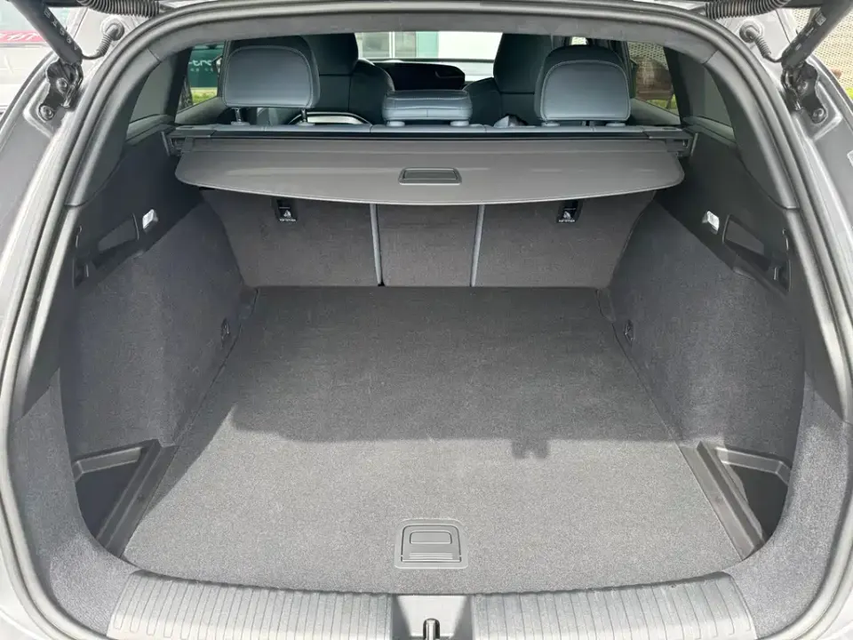 Audi Q6L e-tron