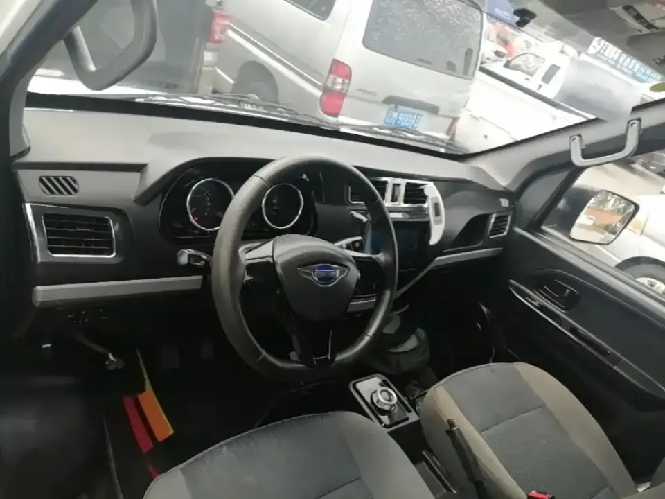 Foton EV6