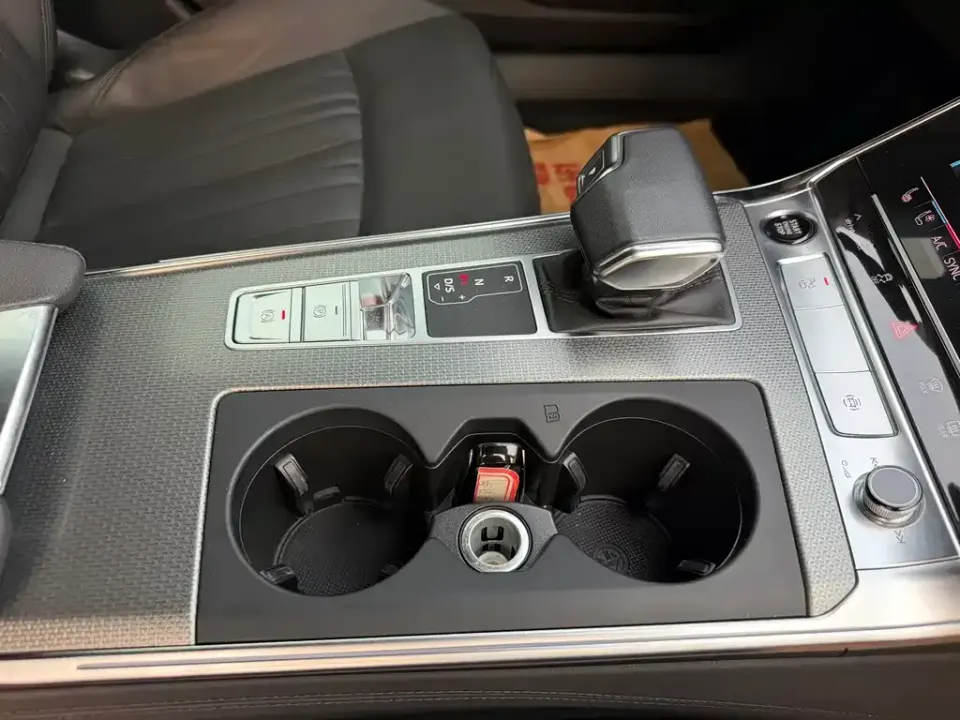 Audi A6 (Import)