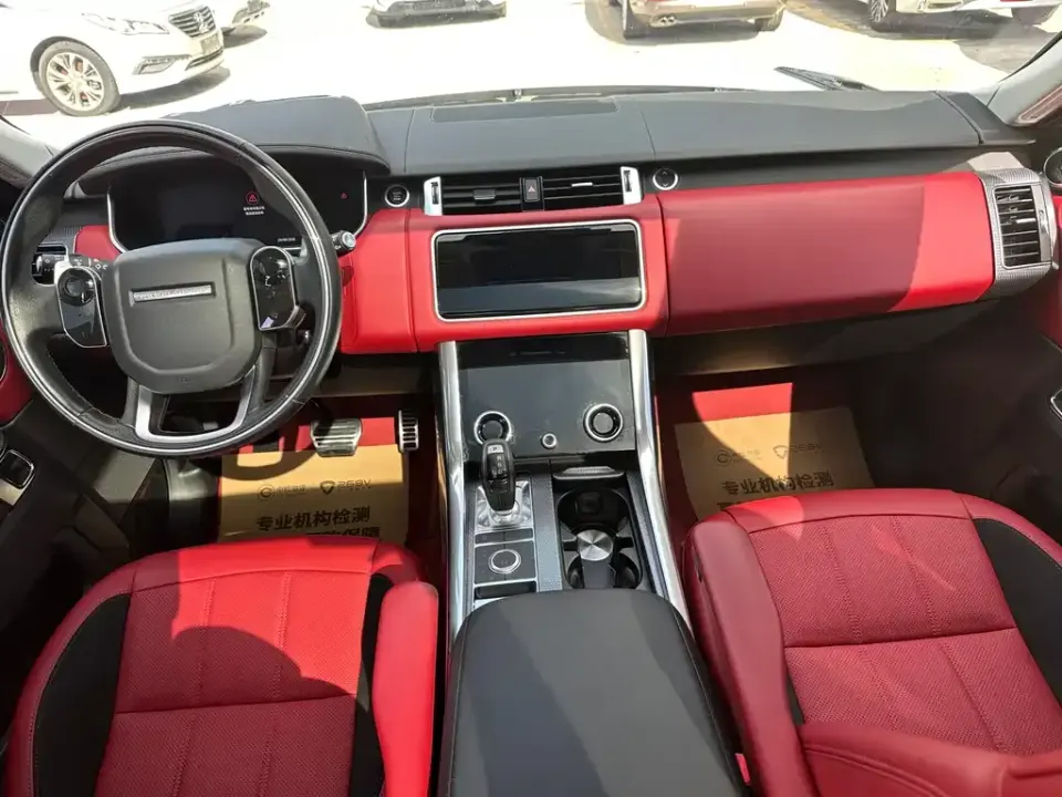 Land Rover Sport