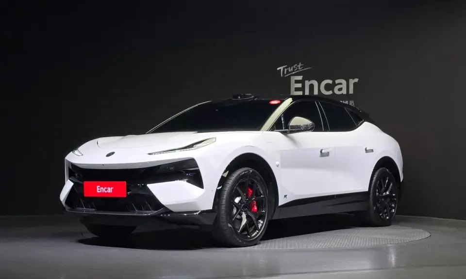 Lotus Eletre
