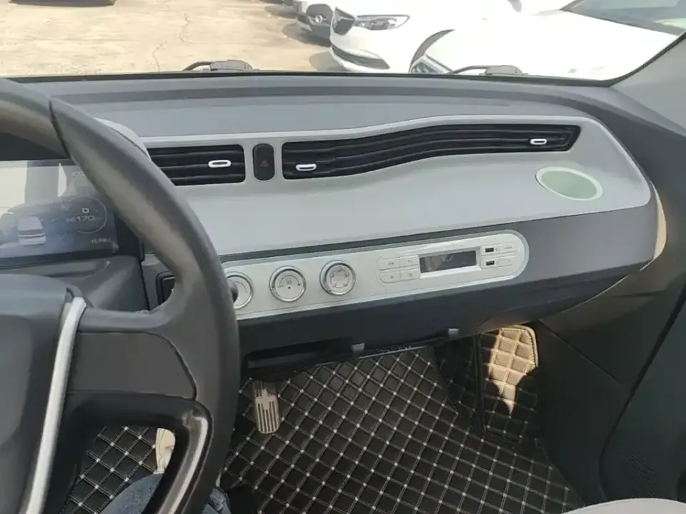 Wuling MINIEV