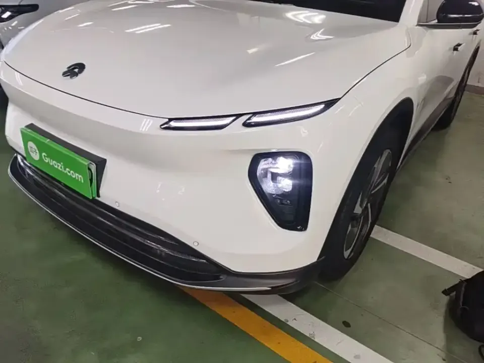 Nio EC6