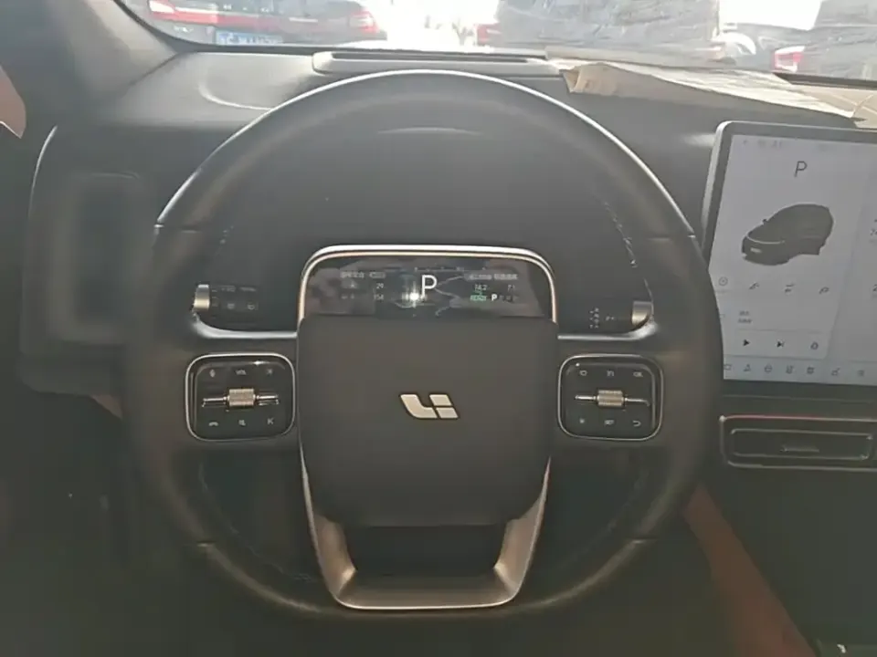 Li Li L7