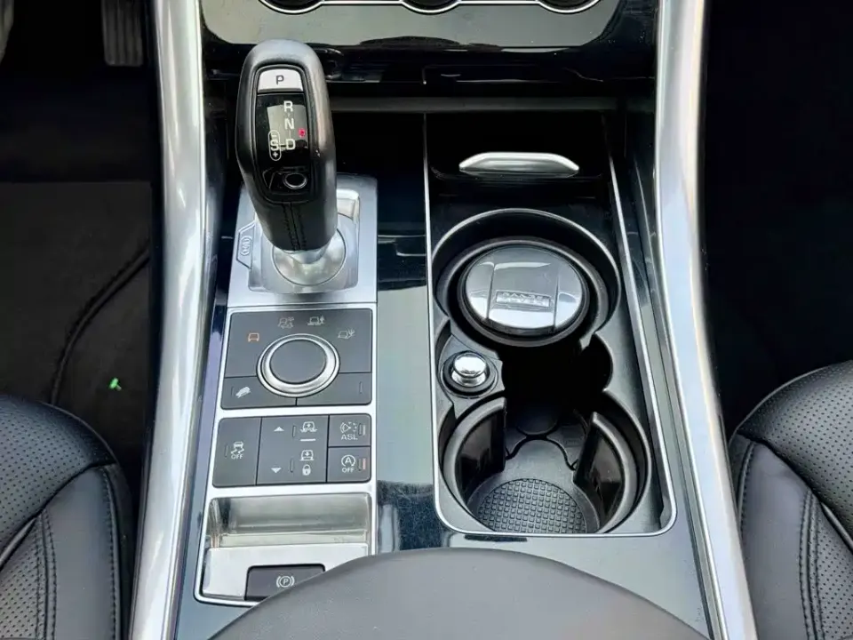 Land Rover Sport