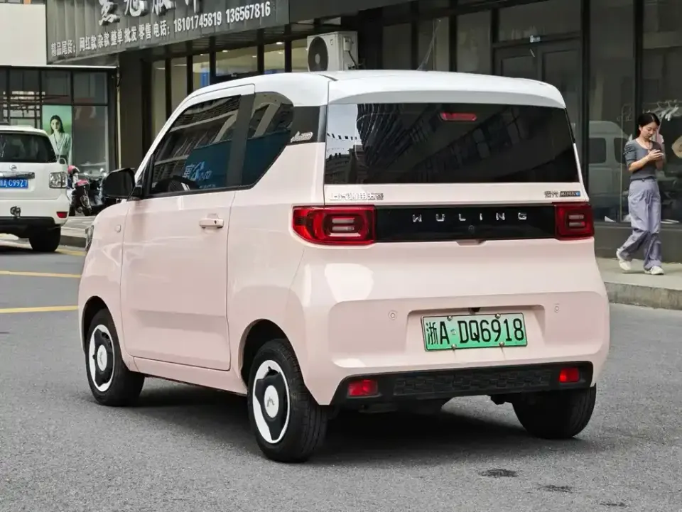 Wuling MINIEV