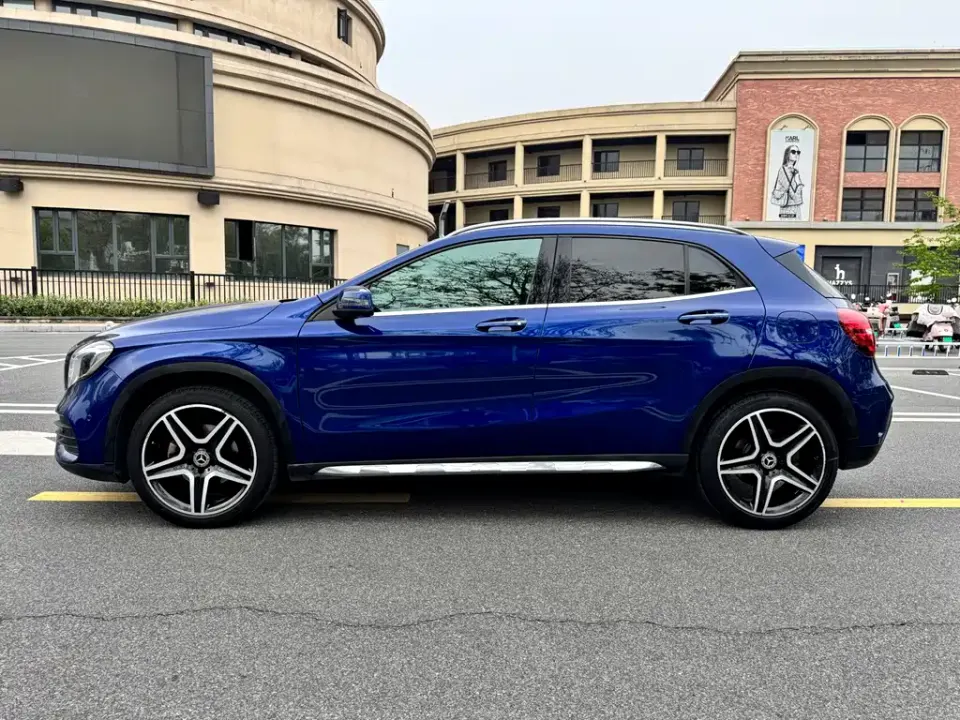 Mercedes-Benz GLA