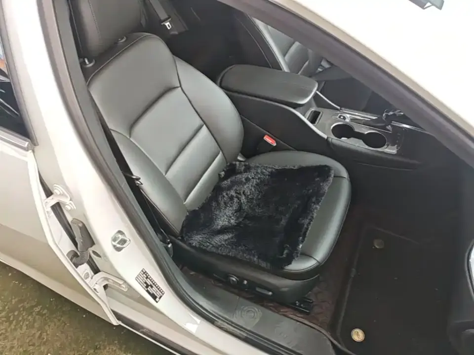 Chevrolet Malibu XL