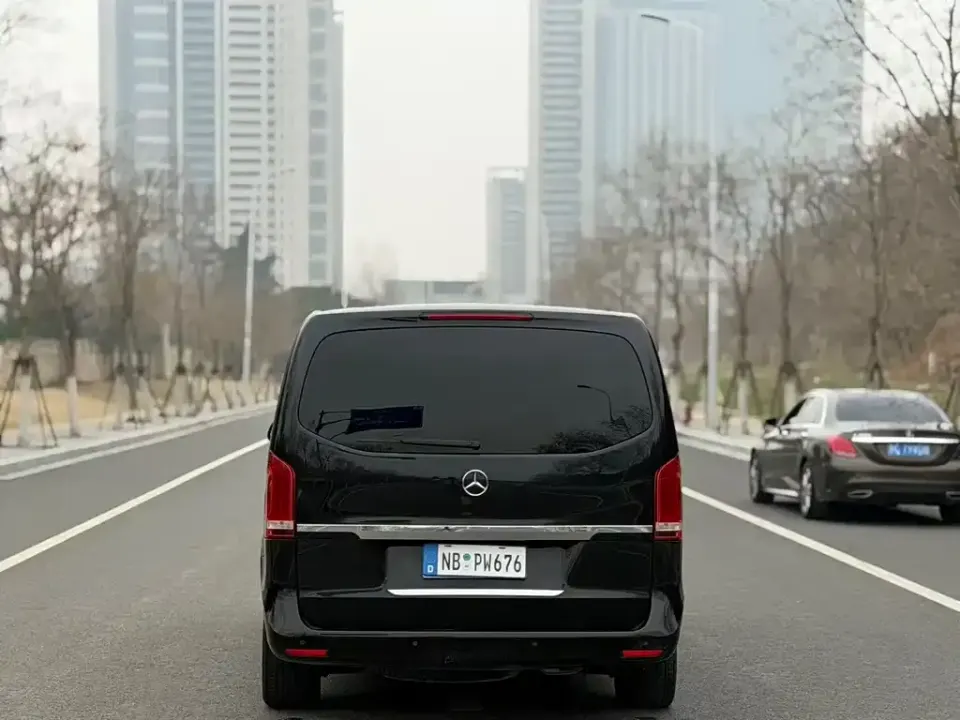 Mercedes-Benz V-Class