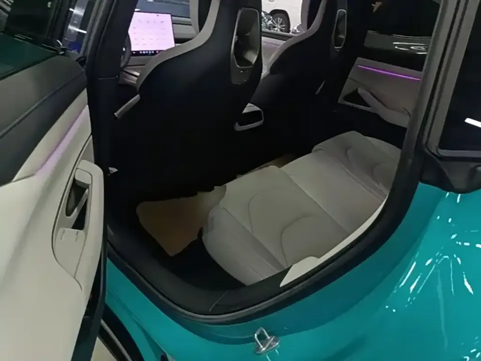 Xiaomi SU7