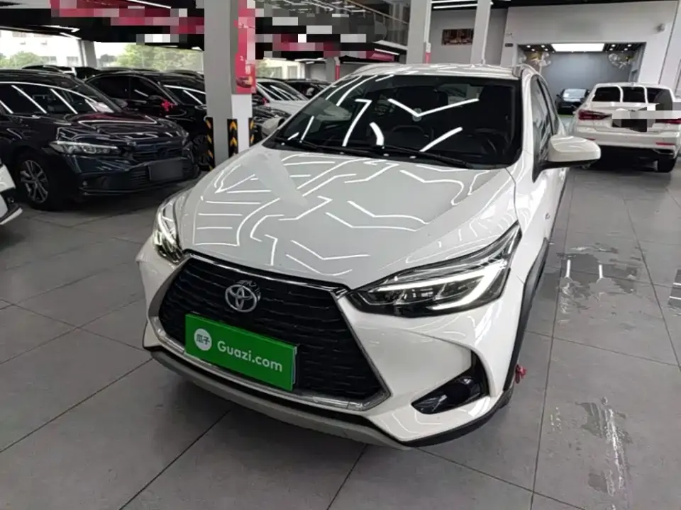 Toyota Yaris L