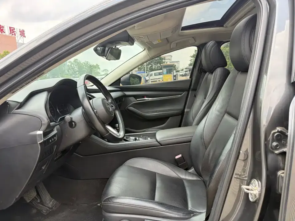 Mazda 3 Axela