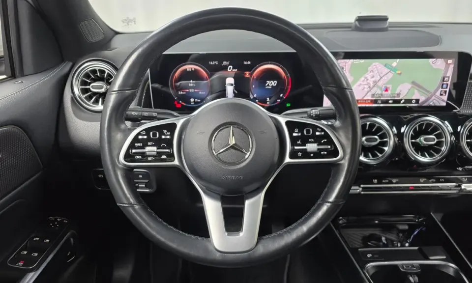 Mercedes-Benz GLB-Class